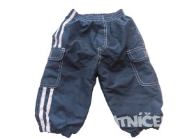 Černé kalhoty zateplené pro kluky secondhand 